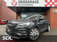 Opel Grandland X 1.6 Turbo 300PK!! Hybrid4 Innovation // FULL LED // APPLE CARPLAY / ANDROID AUTO // CAMERA // PDC V+A // DAB 33