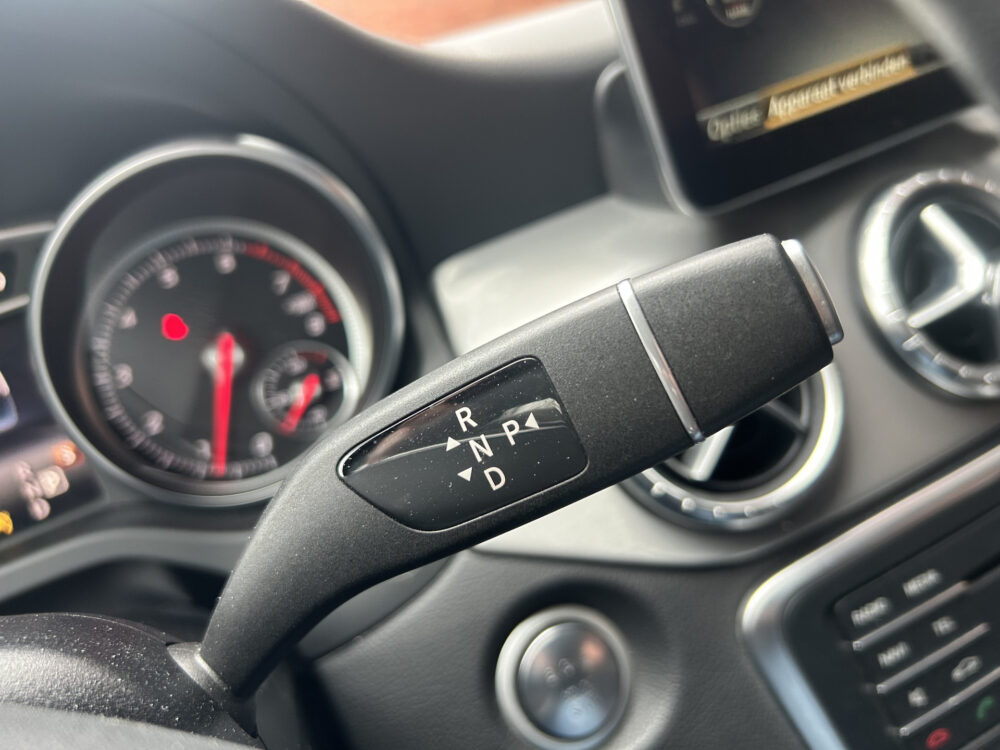 Mercedes-Benz CLA-Klasse Shooting Brake 180 Business Solution AMG Upgrade Edition // FULL LED // NAVI // PDC V+A // CRUISE // LEDER/ALCANTARA 13