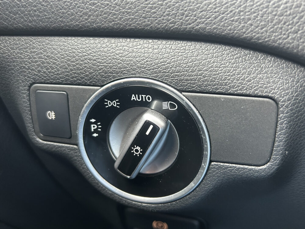 Mercedes-Benz CLA-Klasse Shooting Brake 180 Business Solution AMG Upgrade Edition // FULL LED // NAVI // PDC V+A // CRUISE // LEDER/ALCANTARA 24