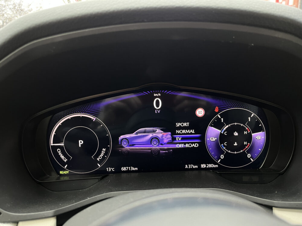 Mazda CX-60 2.5 e-SkyActiv PHEV Takumi+ 4 OPTION PACKS // FAB. Garantie tot 13-9-2028 // FULL OPTIONS // SCHUIF-KANTELDAK // ELEK.KLEP // AD 41