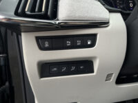 Mazda CX-60 2.5 e-SkyActiv PHEV Takumi+ 4 OPTION PACKS // FAB. Garantie tot 13-9-2028 // FULL OPTIONS // SCHUIF-KANTELDAK // ELEK.KLEP // AD 69