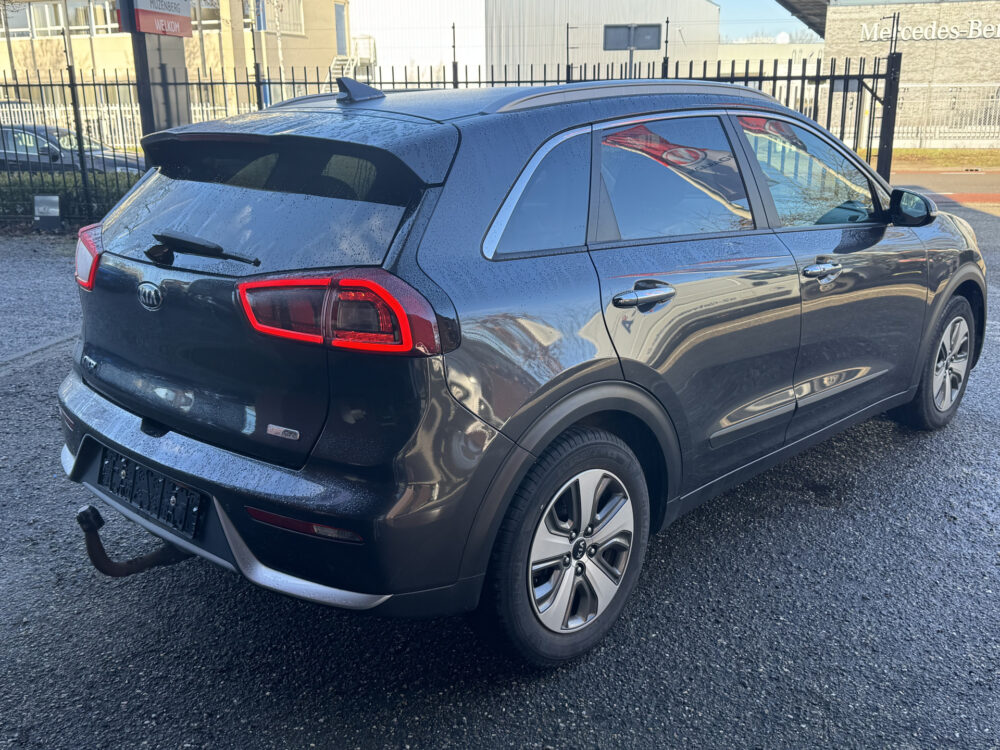 Kia Niro 1.6 GDi Hybrid DynamicPlusLine // NAVI // CLIMA // ADAPTIVE CRUISE // AFN. TREKHAAK // CAMERA // 4