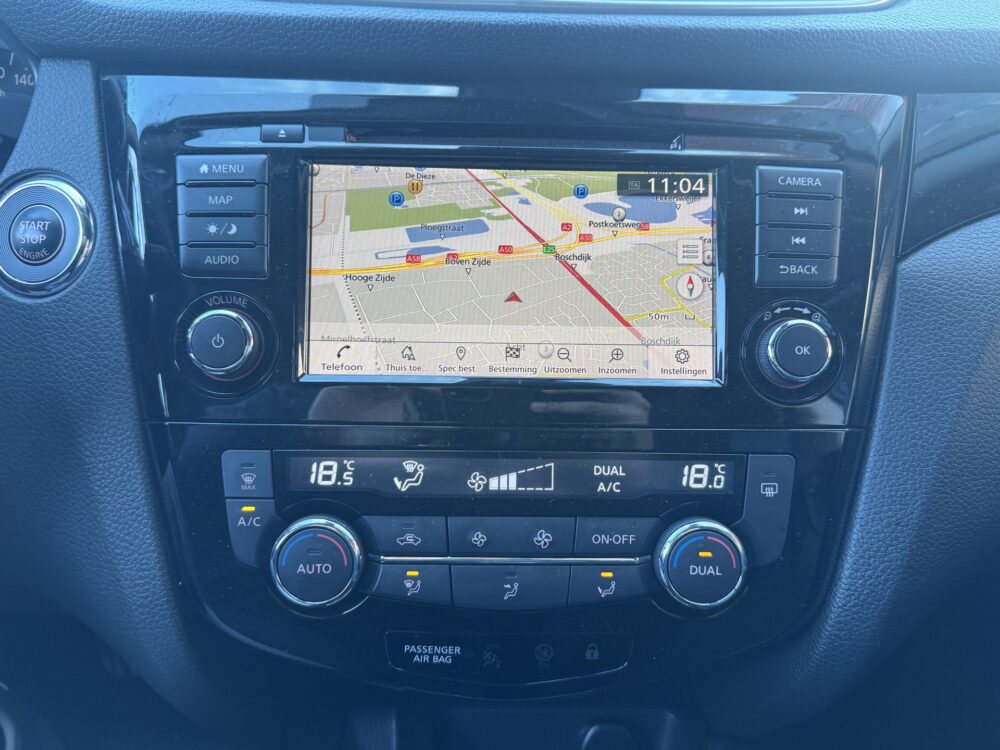 Nissan QASHQAI 1.3 DIG-T N-Connecta // NAVI // 360° CAMERA // PANO DAK // CLIMA // PDC V+A // 15