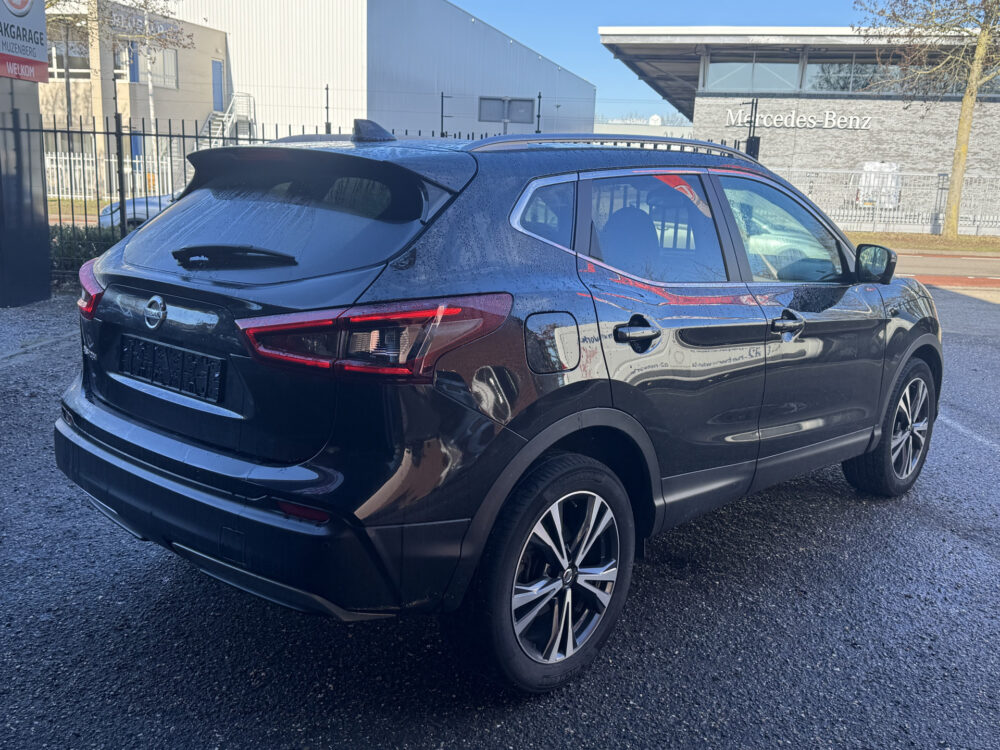 Nissan QASHQAI 1.3 DIG-T N-Connecta // NAVI // 360° CAMERA // PANO DAK // CLIMA // PDC V+A // 4