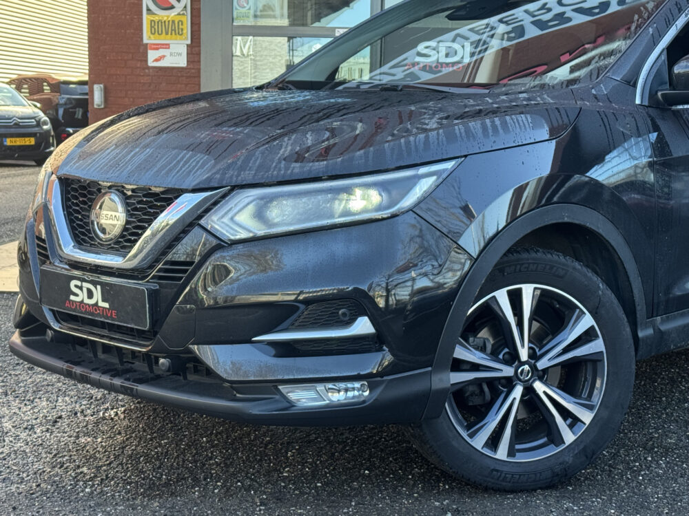 Nissan QASHQAI 1.3 DIG-T N-Connecta // NAVI // 360° CAMERA // PANO DAK // CLIMA // PDC V+A // 5