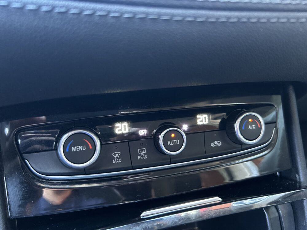 Opel Grandland X 1.2 Turbo Innovation 130PK // LED // CAMERA // PDC V+A // CLIMA // NAVI + CARPLAY 18