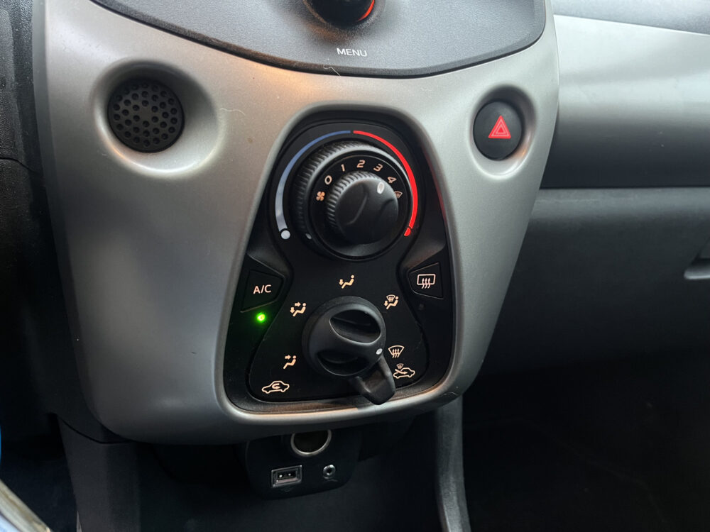 Citroën C1 1.0 e-VTi Selection // LED // AIRCO // ELEK. RAMEN // BLUETOOTH 22