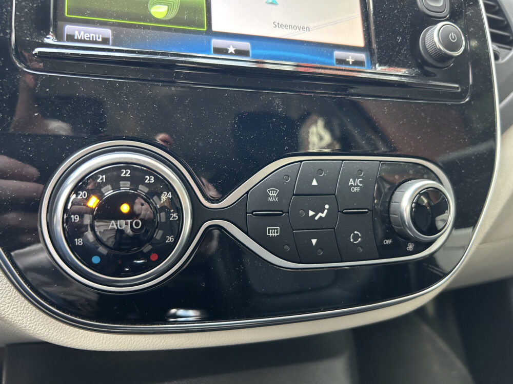 Renault Captur 0.9 TCe Xmod // FULL LED // NAVI // CAMERA // CLIMA // KEYLESS // PDC V+A 16