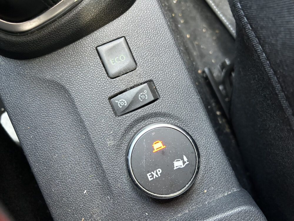 Renault Captur 0.9 TCe Xmod // FULL LED // NAVI // CAMERA // CLIMA // KEYLESS // PDC V+A 19