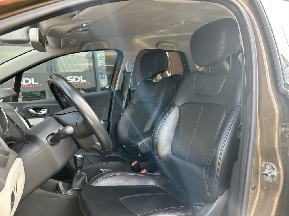 Renault Captur 0.9 TCe Xmod // FULL LED // NAVI // CAMERA // CLIMA // KEYLESS // PDC V+A 8