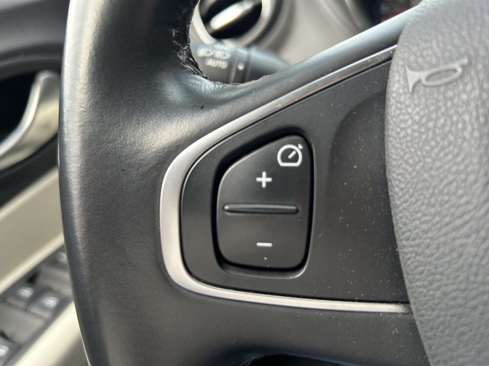 Renault Captur 0.9 TCe Xmod // FULL LED // NAVI // CAMERA // CLIMA // KEYLESS // PDC V+A 9