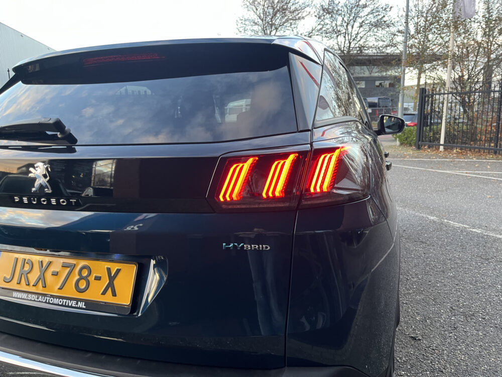 Peugeot 3008 1.6 HYbrid 225 Allure 1e EIGENAAR // UNIEK 7500KM!!!! // DODEHOEK // HALF LEDER // CAMERA+SENSOREN // NAVI+CARPLAY // CRUISE //  11