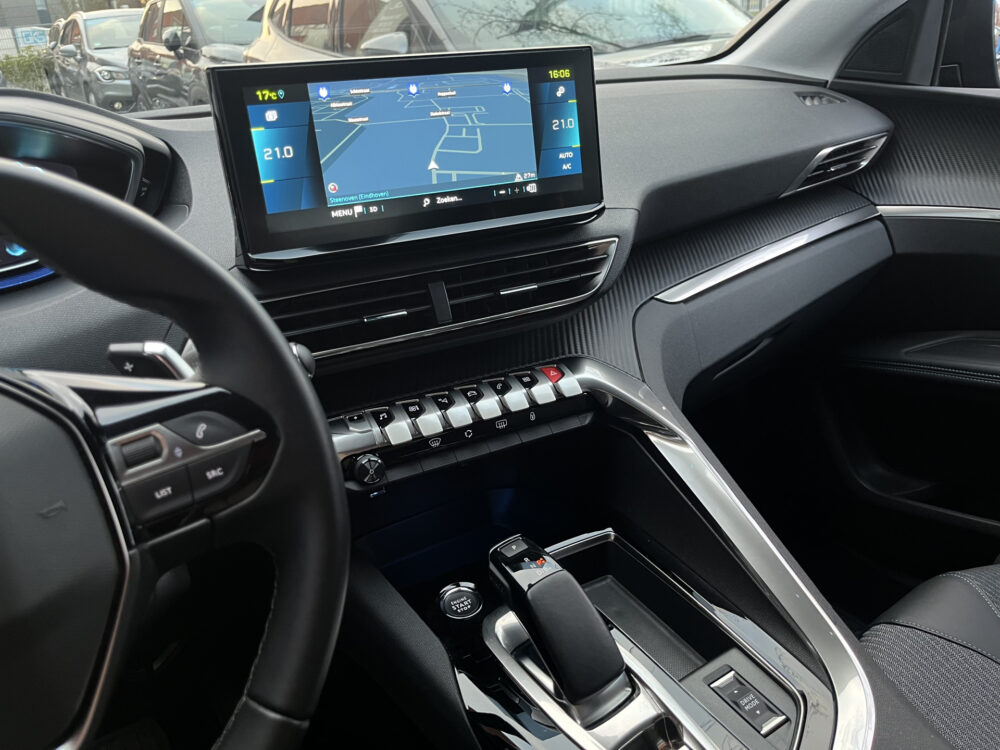 Peugeot 3008 1.6 HYbrid 225 Allure 1e EIGENAAR // UNIEK 7500KM!!!! // DODEHOEK // HALF LEDER // CAMERA+SENSOREN // NAVI+CARPLAY // CRUISE //  23