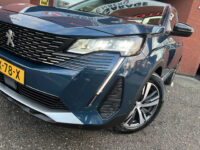 Peugeot 3008 1.6 HYbrid 225 Allure 1e EIGENAAR // UNIEK 7500KM!!!! // DODEHOEK // HALF LEDER // CAMERA+SENSOREN // NAVI+CARPLAY // CRUISE //  43