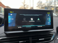 Peugeot 3008 1.6 HYbrid 225 Allure 1e EIGENAAR // UNIEK 7500KM!!!! // DODEHOEK // HALF LEDER // CAMERA+SENSOREN // NAVI+CARPLAY // CRUISE //  62