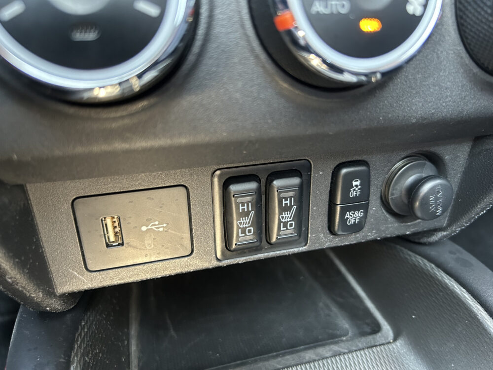 Mitsubishi ASX 1.6 Cleartec Intense+ // PANODAK // KEYLESS // CAMERA // NAVI + CARPLAY // LEDER/ALCANTARA 21