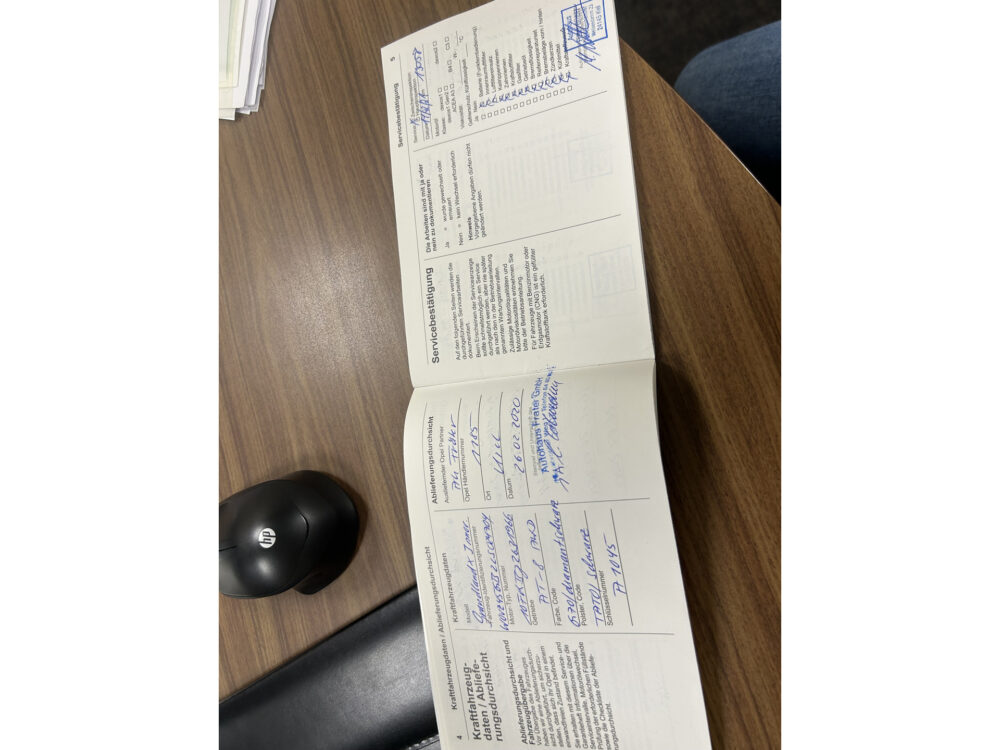 Opel Grandland X 1.6 Turbo Hybrid4 300PK!! Elegance // FULL LED // APPLE CARPLAY / ANDROID AUTO // CAMERA // PDC V+A // DAB 16