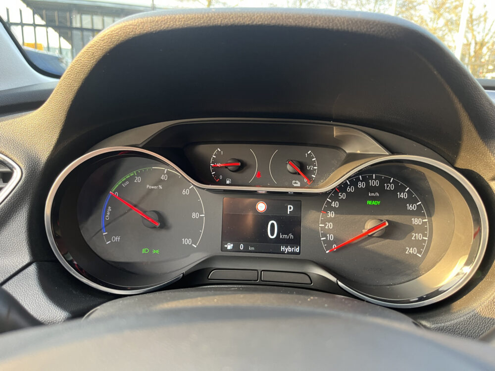 Opel Grandland X 1.6 Turbo Hybrid4 300PK!! Elegance // FULL LED // APPLE CARPLAY / ANDROID AUTO // CAMERA // PDC V+A // DAB 24