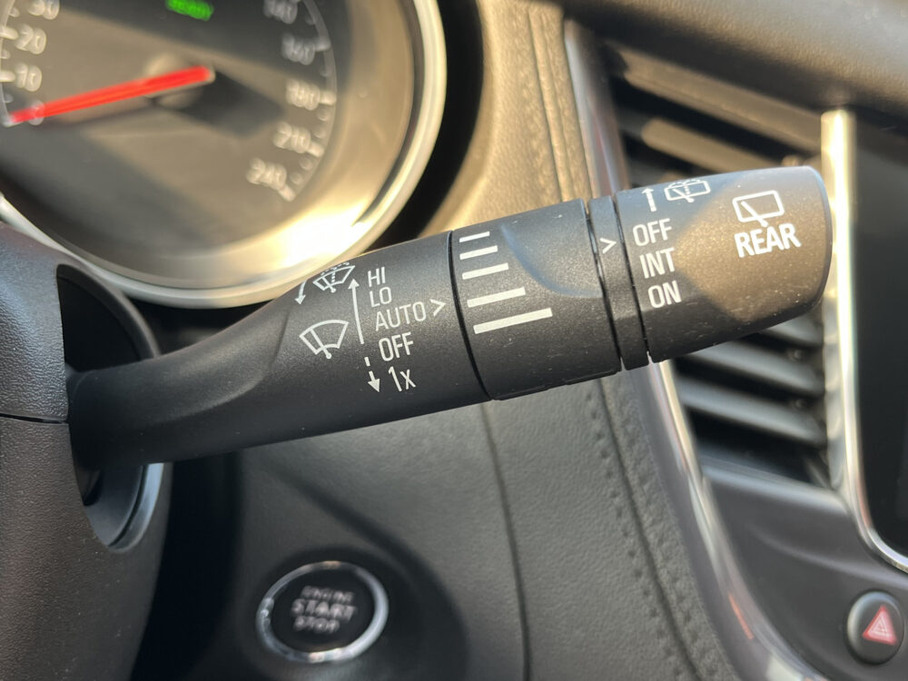 Opel Grandland X 1.6 Turbo Hybrid4 300PK!! Elegance // FULL LED // APPLE CARPLAY / ANDROID AUTO // CAMERA // PDC V+A // DAB 26