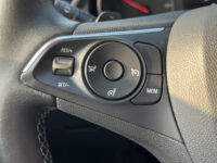 Opel Grandland X 1.6 Turbo Hybrid4 300PK!! Elegance // FULL LED // APPLE CARPLAY / ANDROID AUTO // CAMERA // PDC V+A // DAB 47