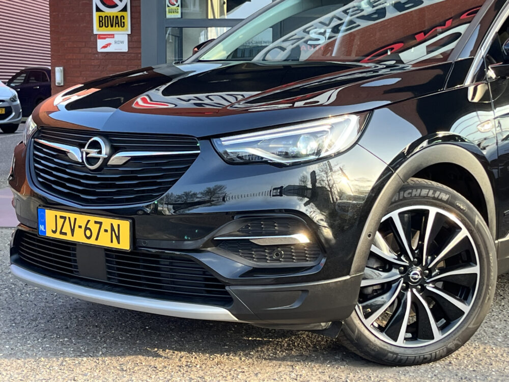 Opel Grandland X 1.6 Turbo Hybrid4 300PK!! Elegance // FULL LED // APPLE CARPLAY / ANDROID AUTO // CAMERA // PDC V+A // DAB 7