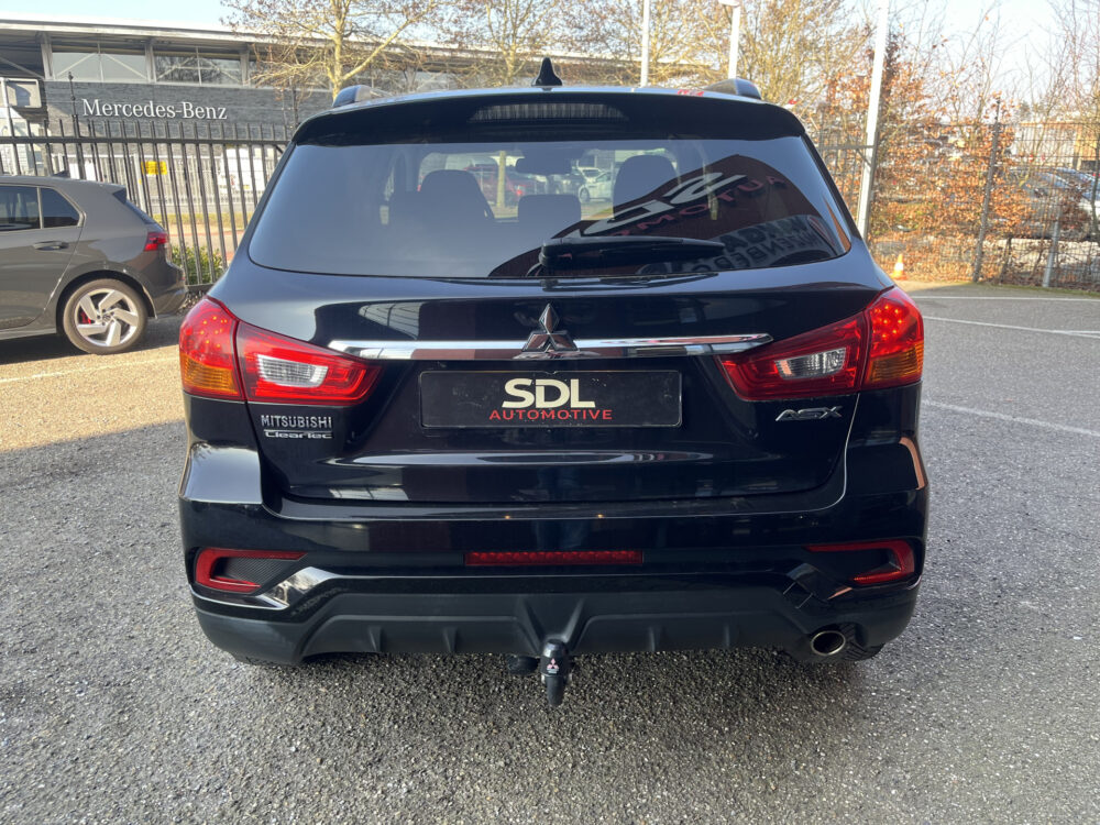 Mitsubishi ASX 1.6 Cleartec Intense // KEYLESS // TREKHAAK // CRUISE // CAMERA // NAVI+CARPLAY // STOELVERWARMING // 4