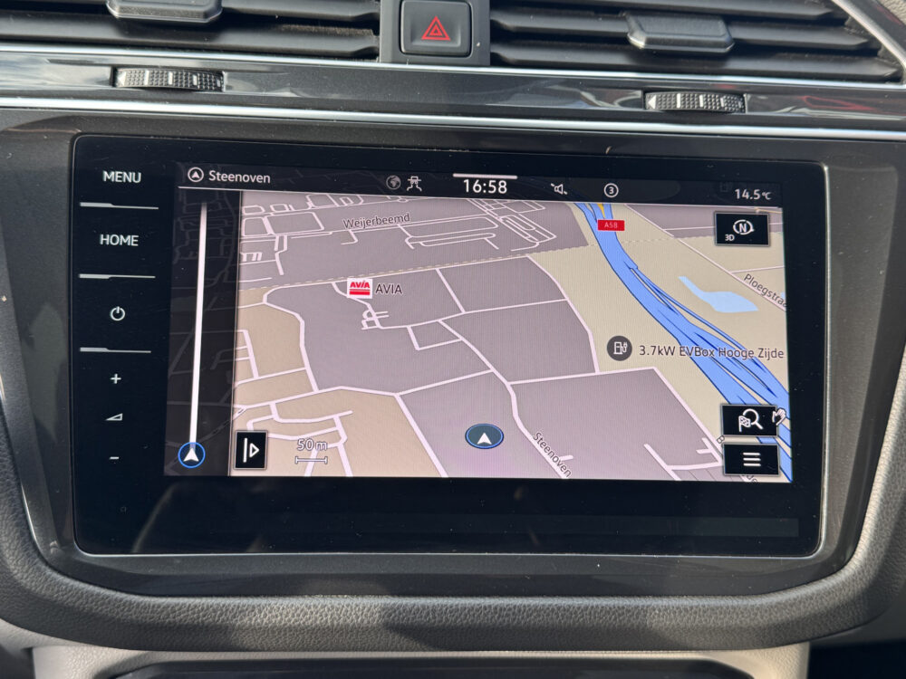 Volkswagen Tiguan 1.4 TSI eHybrid Business+ // PANO SCHUIF-DAK // IQ-Light // ADAPTIVE CRUISE // AFN. TREKHAAK // ELEK. ACHTERKLEP // PDC V+A // 17