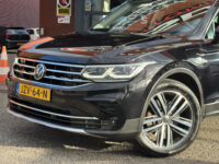 Volkswagen Tiguan 1.4 TSI eHybrid Business+ // PANO SCHUIF-DAK // IQ-Light // ADAPTIVE CRUISE // AFN. TREKHAAK // ELEK. ACHTERKLEP // PDC V+A // 49