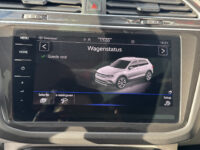 Volkswagen Tiguan 1.4 TSI eHybrid Business+ // PANO SCHUIF-DAK // IQ-Light // ADAPTIVE CRUISE // AFN. TREKHAAK // ELEK. ACHTERKLEP // PDC V+A // 64