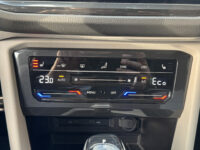 Volkswagen Tiguan 1.4 TSI eHybrid Business+ // PANO SCHUIF-DAK // IQ-Light // ADAPTIVE CRUISE // AFN. TREKHAAK // ELEK. ACHTERKLEP // PDC V+A // 68