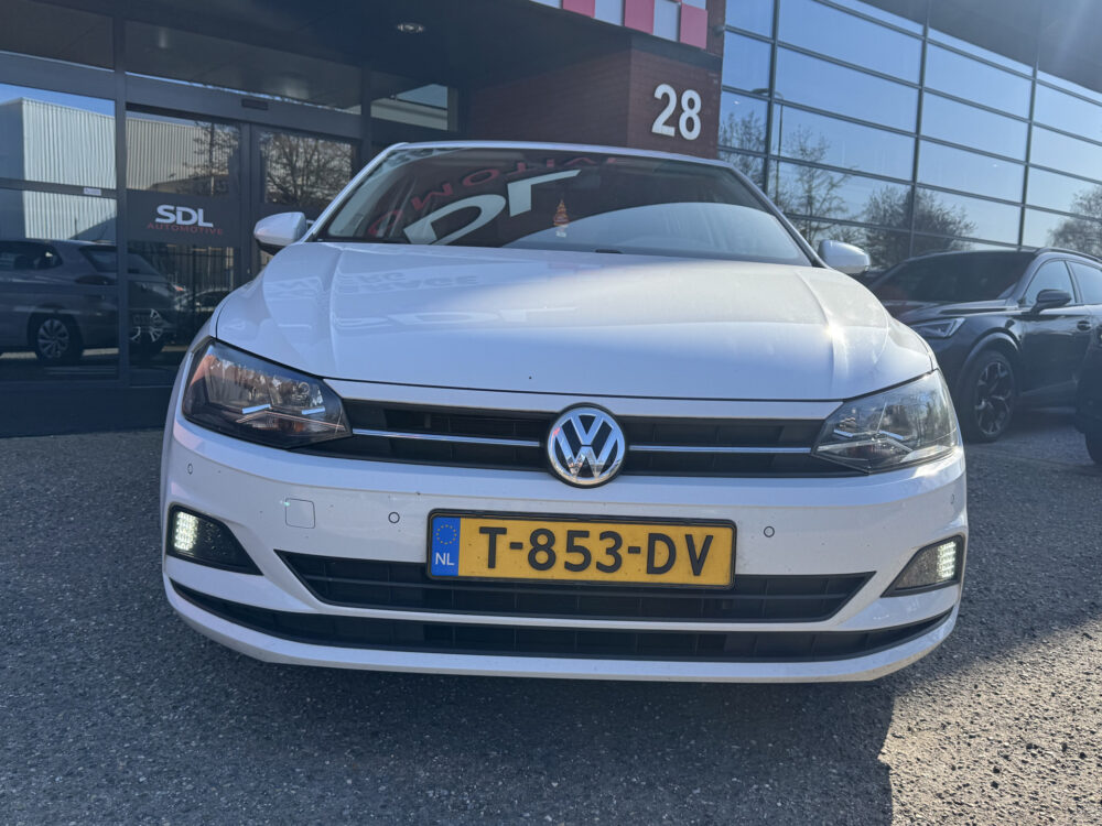 Volkswagen Polo 1.6 TDI Comfortline Business // NAVI // APPLE CARPLAY - ANDROID AUTO // PDC // CLIMA // CRUISE // 5