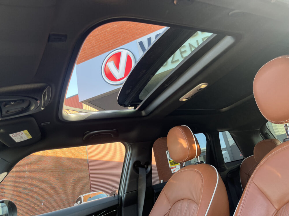 MINI Mini 2.0 Cooper S JCW // SCHUIF-KANTELDAK // LEDER // HARMAN&KARDON AUDIO // STOELVERWARMING // KEYLESS // NAVI+CARPLAY // LED // 15