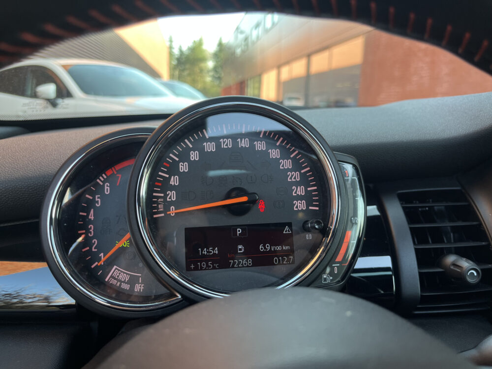 MINI Mini 2.0 Cooper S JCW // SCHUIF-KANTELDAK // LEDER // HARMAN&KARDON AUDIO // STOELVERWARMING // KEYLESS // NAVI+CARPLAY // LED // 33