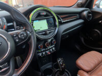 MINI Mini 2.0 Cooper S JCW // SCHUIF-KANTELDAK // LEDER // HARMAN&KARDON AUDIO // STOELVERWARMING // KEYLESS // NAVI+CARPLAY // LED // 58