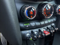 MINI Mini 2.0 Cooper S JCW // SCHUIF-KANTELDAK // LEDER // HARMAN&KARDON AUDIO // STOELVERWARMING // KEYLESS // NAVI+CARPLAY // LED // 61