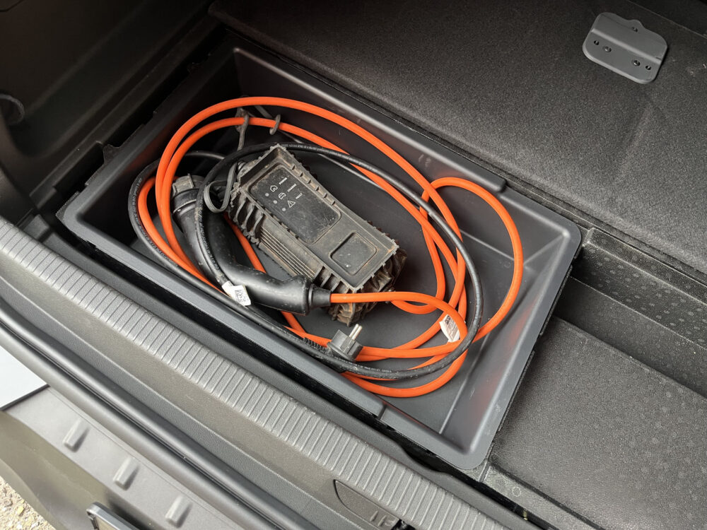 Opel Grandland X 1.6 Turbo Hybrid Elegance // FULL LED // KEYLESS // 360 CAMERA // NAVI+CARPLAY // STOELVERWARMING // ELEK. ACHTERKLEP // 35