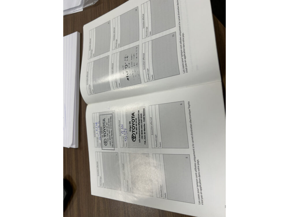 Toyota Auris Touring Sports 1.8 Hybrid Dynamic // LED // NAVI // CAMERA // CLIMA // DAB // KEYLESS // TREKHAAK!! 14