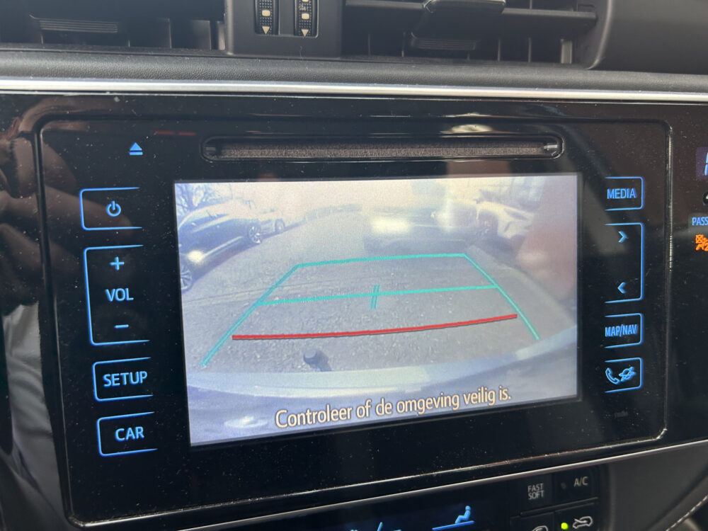 Toyota Auris Touring Sports 1.8 Hybrid Dynamic // LED // NAVI // CAMERA // CLIMA // DAB // KEYLESS // TREKHAAK!! 17