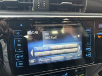 Toyota Auris Touring Sports 1.8 Hybrid Dynamic // LED // NAVI // CAMERA // CLIMA // DAB // KEYLESS // TREKHAAK!! 49