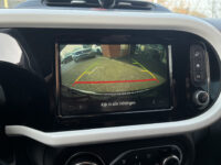 Renault Twingo Z.E. R80 Série Limitée Vibes // LED // CRUISE // HALF LEDER // CAMERA+SENSOREN // NAVI // STOELVERWARMING // 58