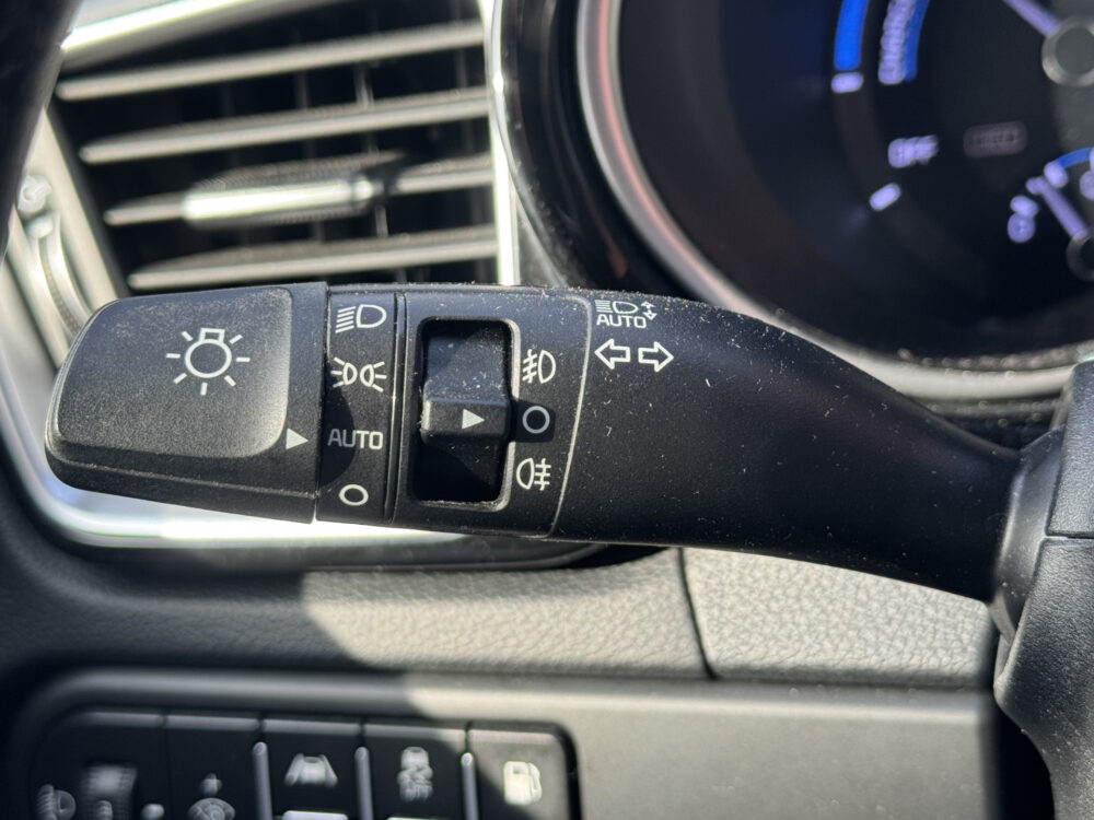 Kia Ceed Sportswagon 1.6 GDI PHEV DynamicPlusLine // KEYLESS // CAMERA+SENSOREN // STOEL+STUURVERWARMING // CARPLAY // 21