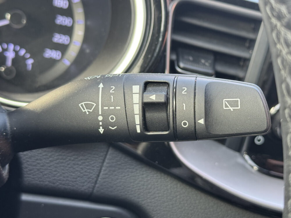 Kia Ceed Sportswagon 1.6 GDI PHEV DynamicPlusLine // KEYLESS // CAMERA+SENSOREN // STOEL+STUURVERWARMING // CARPLAY // 22