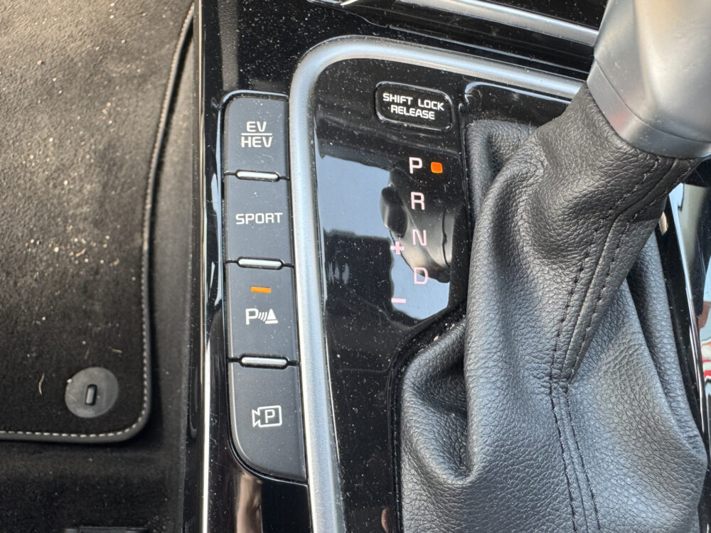 Kia Ceed Sportswagon 1.6 GDI PHEV DynamicPlusLine // KEYLESS // CAMERA+SENSOREN // STOEL+STUURVERWARMING // CARPLAY // 26