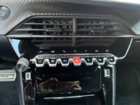 Peugeot 208 1.2 PureTech GT // FULL LED // HALF LEDER // DODEHOEK // 3D COCKPIT // CAMERA+SENSOREN // NAVI+CARPLAY // 54