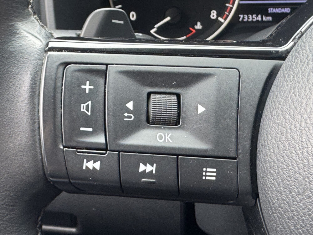 Nissan QASHQAI 1.3 MHEV Xtronic Acenta // FULL LED // KEYLESS // APPLE CAPRLAY / ANDROID AUTO // CAMERA // PDC // ADAPTIVE CRUISE 13