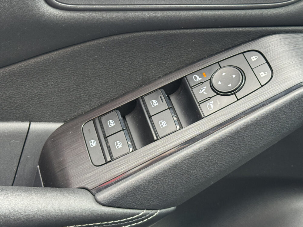 Nissan QASHQAI 1.3 MHEV Xtronic Acenta // FULL LED // KEYLESS // APPLE CAPRLAY / ANDROID AUTO // CAMERA // PDC // ADAPTIVE CRUISE 25