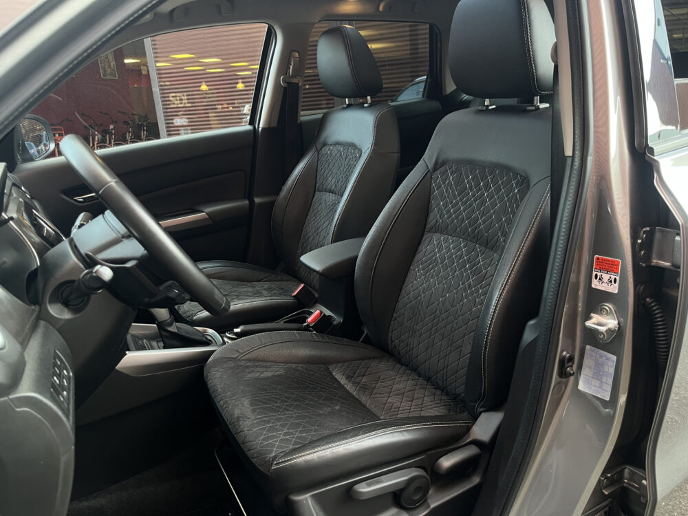 Suzuki Vitara 1.4 Boosterjet AllGrip Stijl // ADAPT. CRUISE // SCHUIF-KANTELDAK // CAMERA // STOELVERWARMING // KEYLESS // NAVI // 15