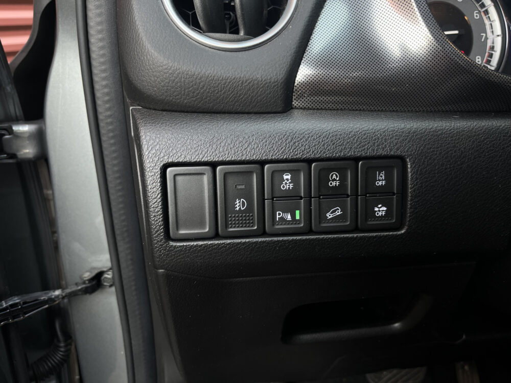 Suzuki Vitara 1.4 Boosterjet AllGrip Stijl // ADAPT. CRUISE // SCHUIF-KANTELDAK // CAMERA // STOELVERWARMING // KEYLESS // NAVI // 19