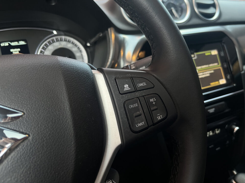 Suzuki Vitara 1.4 Boosterjet AllGrip Stijl // ADAPT. CRUISE // SCHUIF-KANTELDAK // CAMERA // STOELVERWARMING // KEYLESS // NAVI // 21