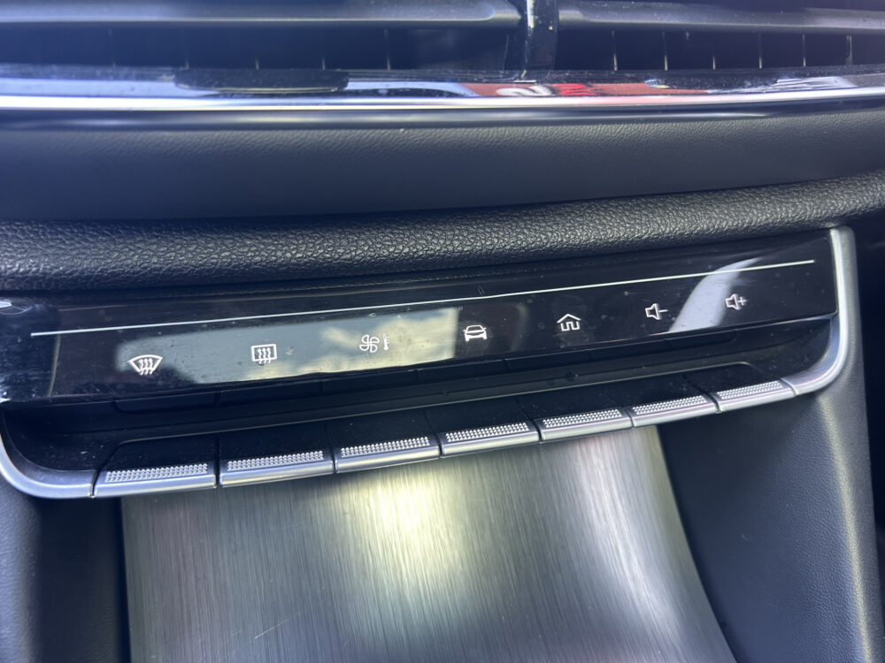 MG EHS 1.5 TGDI Luxury // SCHUIF-KANTELDAK // 360 CAMERA // ADAPT. CRUISE // ELEK.STOELEN+KLEP // DODEHOEK // KEYLESS 21